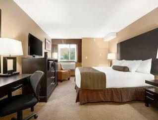 Days By Wyndham Northwest Calgary